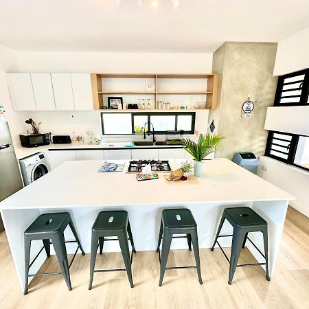Into The Sea - Modern Home Close To The Beach 阿尔比恩 外观 照片