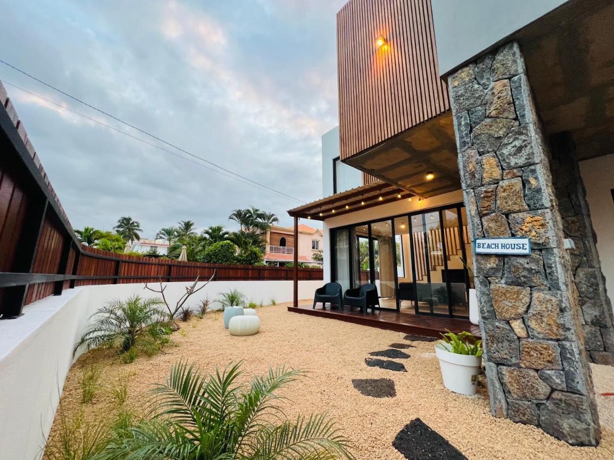 Into The Sea - Modern Home Close To The Beach 阿尔比恩 外观 照片