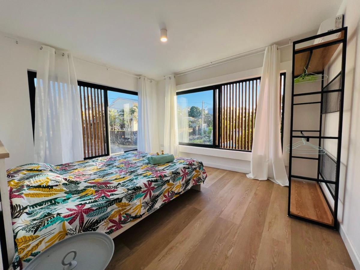 Into The Sea - Modern Home Close To The Beach 阿尔比恩 外观 照片