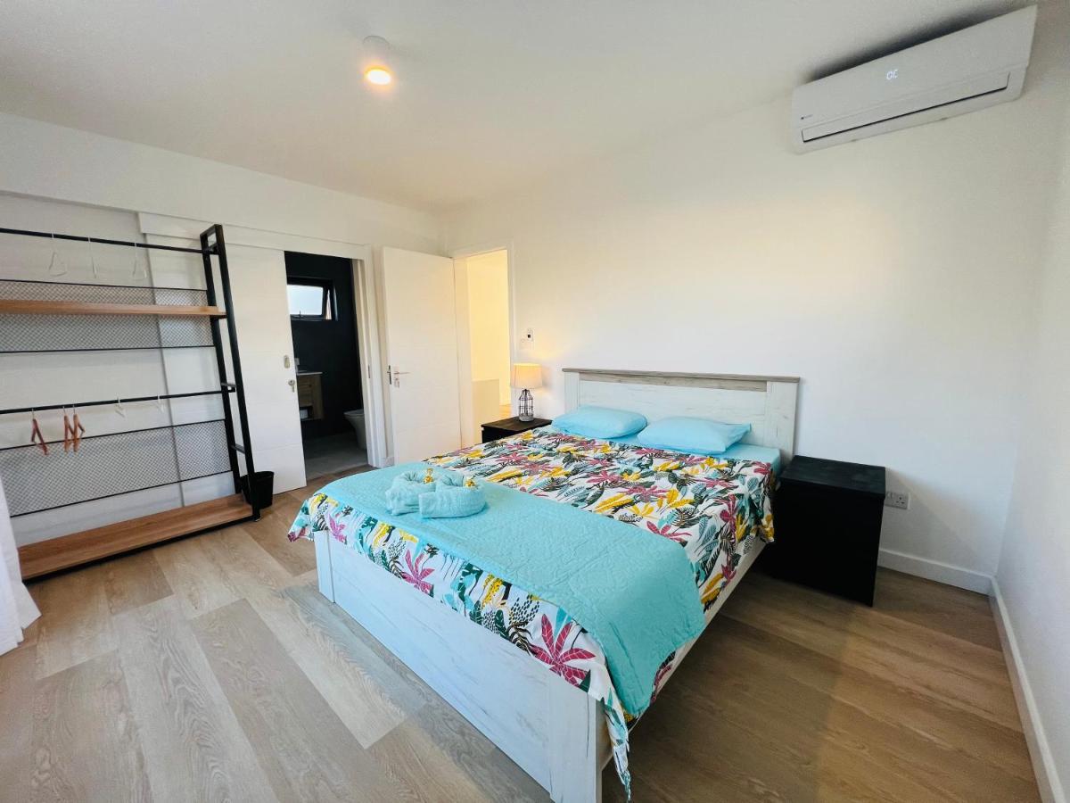 Into The Sea - Modern Home Close To The Beach 阿尔比恩 外观 照片